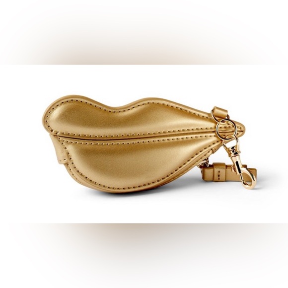 NWT Lips Coin Pouch DVF Target Collection - Picture 2 of 7